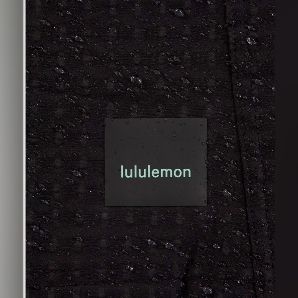 NWOT Lululemon Water-Repellent Fleece Hiking Vest Black - Picture 4 of 9